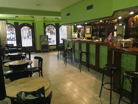 Local comercial en calle de Miracruz, 28