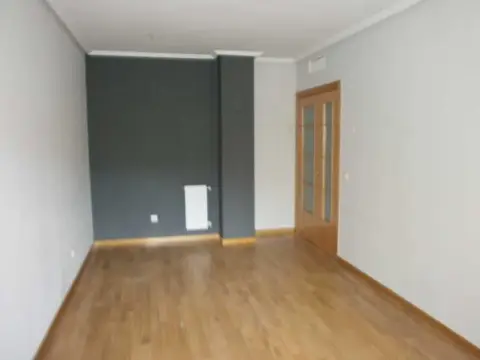 Piso en Parque Oeste-Fuente Cisneros-Campodón