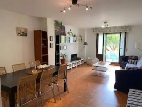 Apartamento en calle de los Pinos