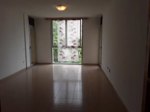 Piso en Carrer de Gran VIA de Colon, 216