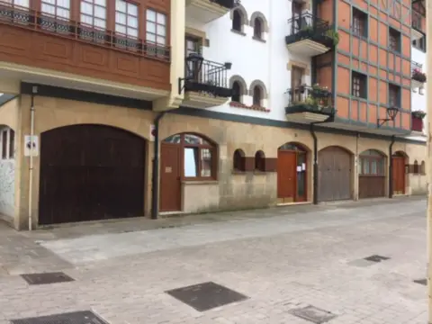 Flat in Plaza de Azurtegiondo