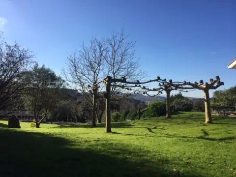 Chalet en calle Saratxaga