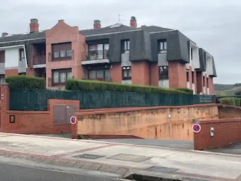 Piso en Camino de Gorrondatxe, 8