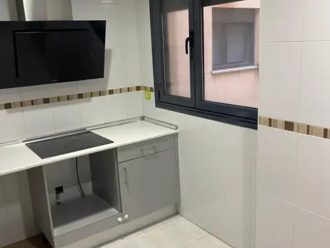 Piso en Delicias-Prosperidad-Rollo-Puente Ladrillo