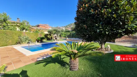 Chalet unifamiliar en Carrer Antonio Machado