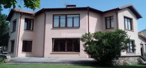 Chalet en Medrano