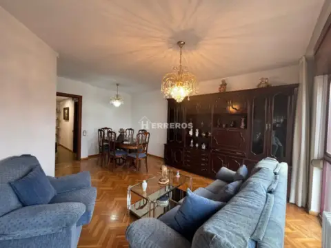 Piso en calle del Político General Espartero