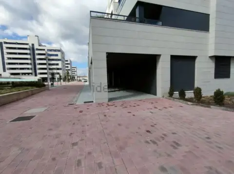 Local comercial en calle del Rodejón