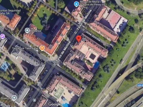 Local comercial en calle de Tirso de Molina