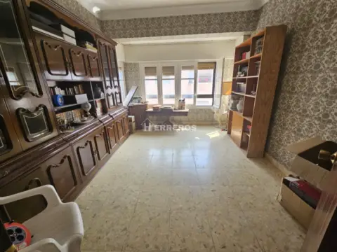 Casa en calle del Pintor Moreda