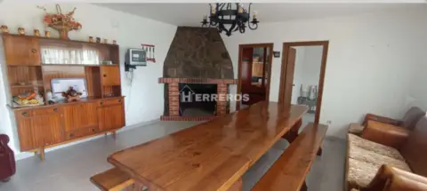 Chalet rústico en calle Diseminados