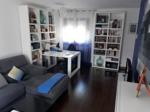 Piso en calle Serradero