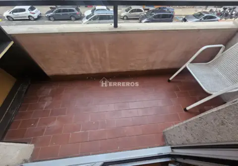 Piso en calle de los Ingenieros Pino y Amorena