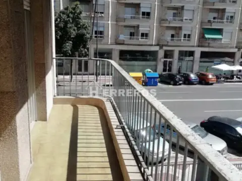 Piso en Avenida de la Paz