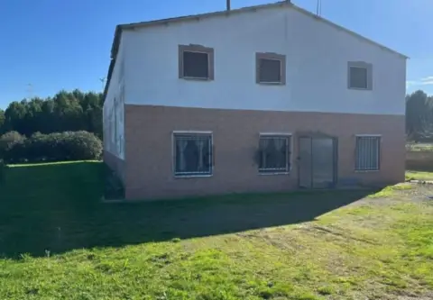 Nave industrial en Camino de Logroño a Entrena