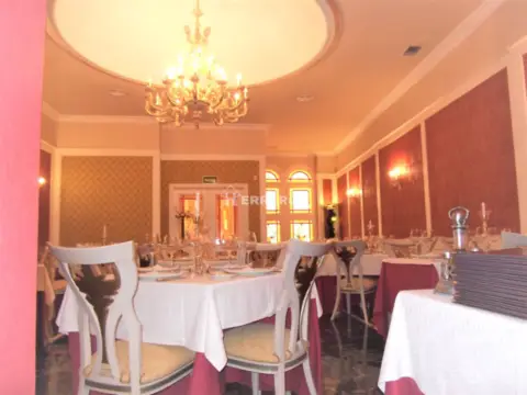 Local comercial en calle de Santa Isabel