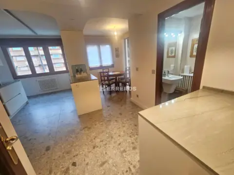 Piso en calle de Diego de Velázquez