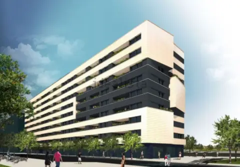 Local comercial en Avenida Miguel Delibes