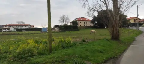 Terreno en Barrio de Galizano Iglesia