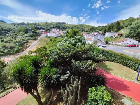 Piso en calle Lezeaga