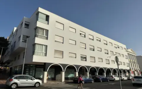 Local comercial en calle de la Cerruda