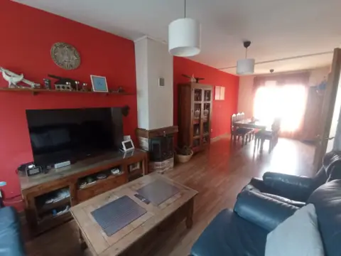 Chalet adosado en calle Elbarre