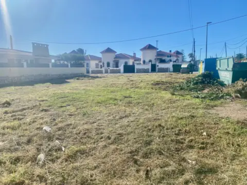 Terreno en Carrer d'Ametlla de Mar
