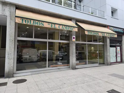 Local comercial en Avenida de Valentín Masip