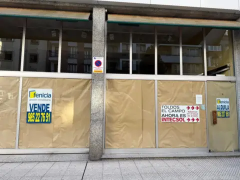 Local comercial en Avenida de Valentín Masip