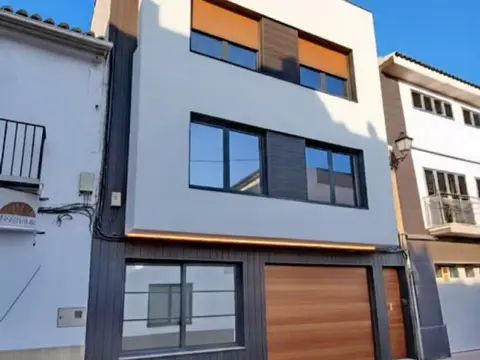 Casa adosada en calle de Major