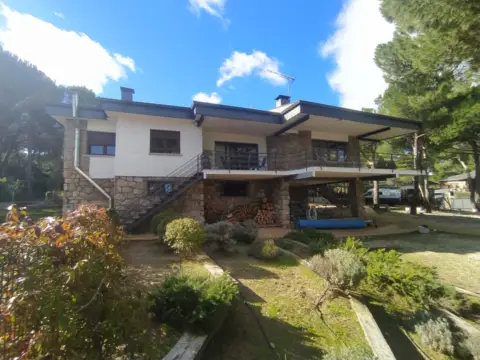 Chalet unifamiliar en Puerto de Galapagar-Las Cuestas