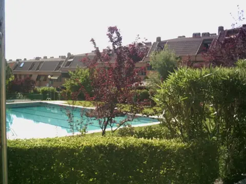 Chalet adosado en El Burgo-El Abajón