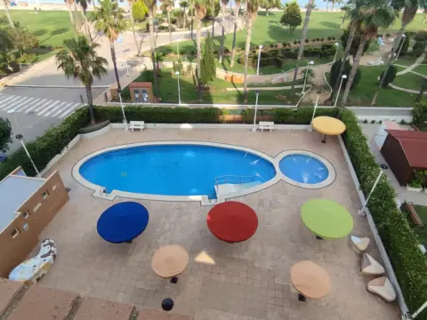 Apartamento en calle Amplaries, 33