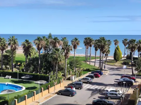 Apartamento en calle Amplaries, 33