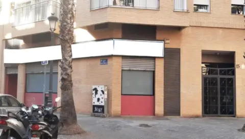 Local comercial en Carrer de Fontanars dels Alforins, 15