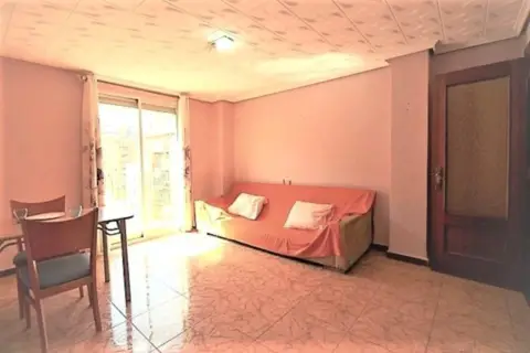 Piso en Carrer de Fontanars dels Alforins, 48
