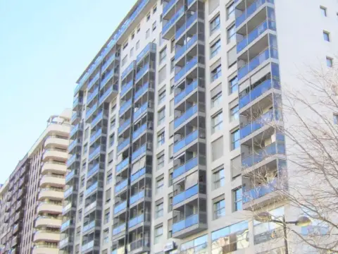 Garaje en Avenida de las Cortes Valencianas, 43