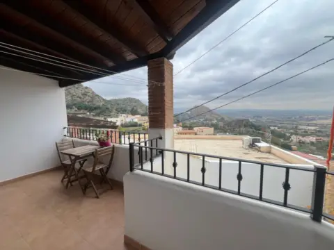 Dúplex en calle Cuesta Almeces