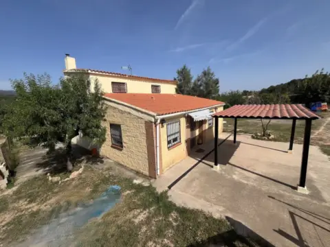 Chalet unifamiliar en Olocau