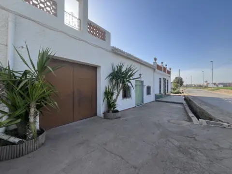 Casa en Camino Viejo de Godella