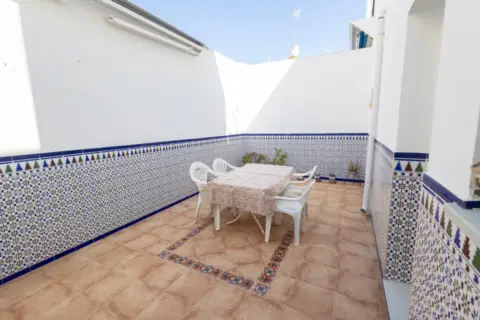 Casa unifamiliar en calle de Salmedina