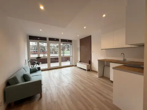 Nave comercial en Gran Via de les Corts Catalanes