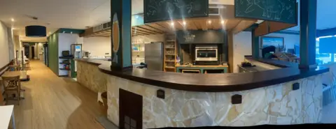 Nave comercial en Avinguda de Sant Joan de Déu, 42