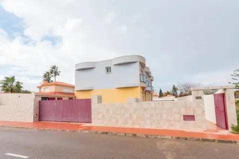 Dúplex en Polígono de la Veneciola D