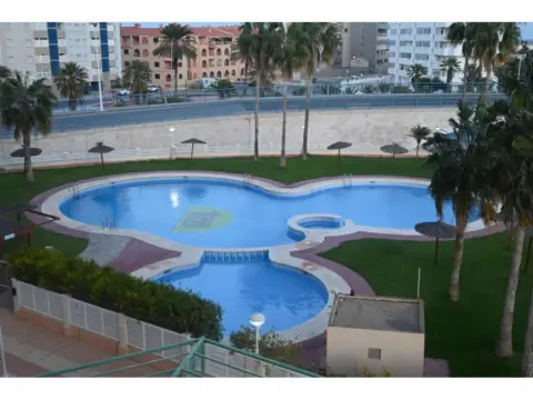 Apartamento en Urbanización Puerto Mar Iii