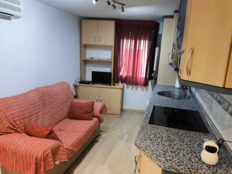 Piso en calle de Alcalá, 17