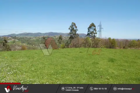 Terreno en Zona de Latores-Oviedo