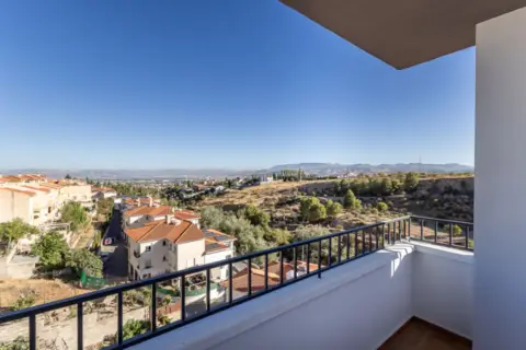 Casa en calle de Serrallo, 33