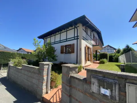 Casa en calle Samano