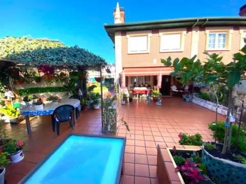 Chalet pareado en calle Chinchapapa